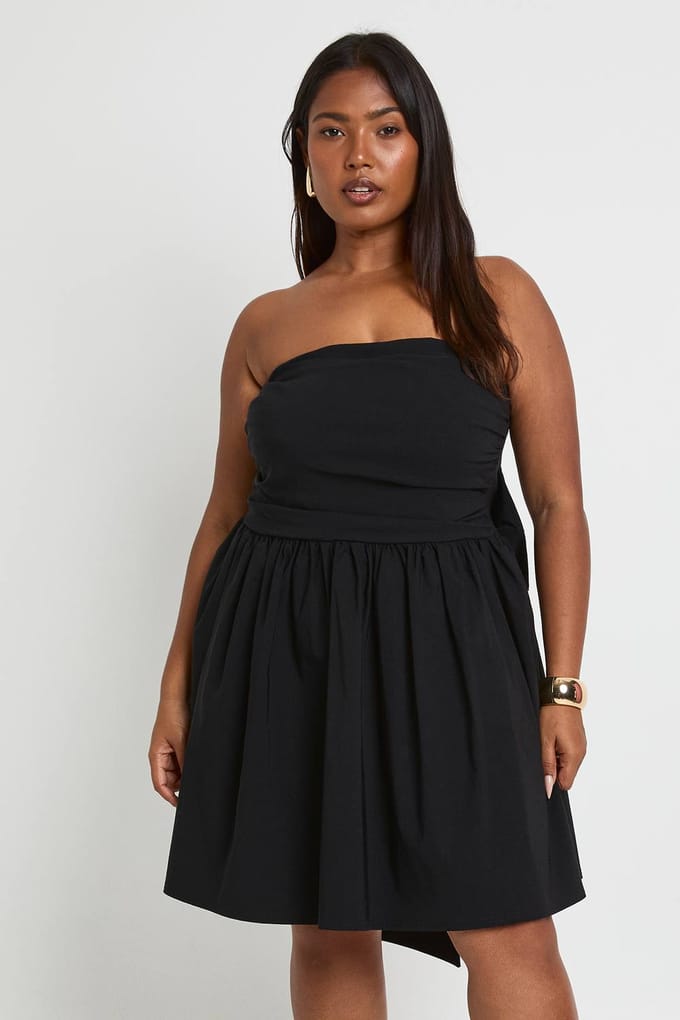 boohoo Dames Plus bandeau met strik op de rug skater | Black | Maat: 26