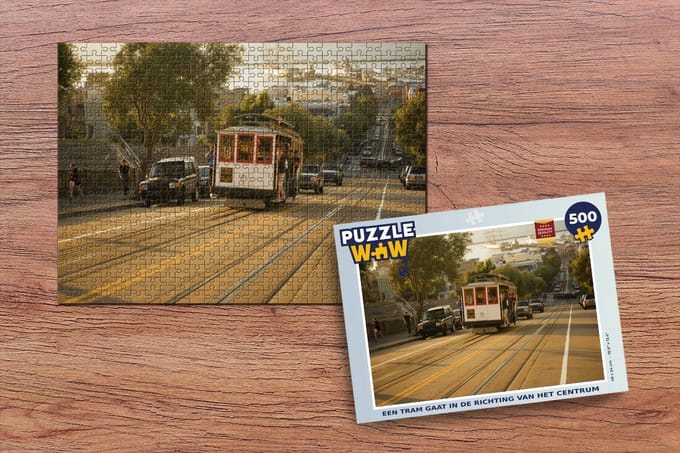 Puzzel Een tram gaat in de richting van het centrum - Legpuzzel - Puzzel 500 stukjes
