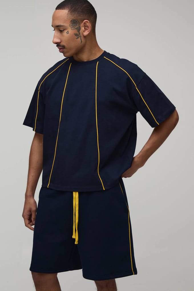 Oversized Boxy T-shirt & Baggy Short Set Met Contrasterende Biesjes | Navy | Size Medium