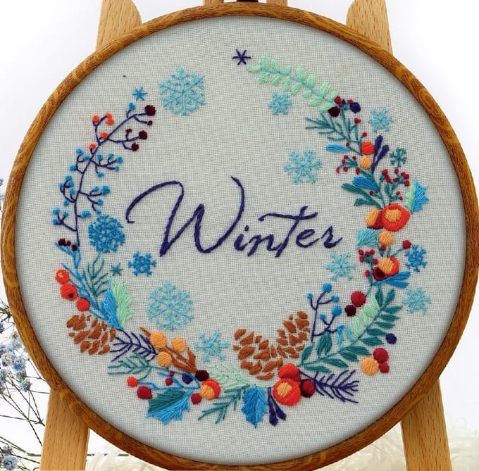 Borduurpakket vrij borduren - Awesome Pattern Studio - Winter Wreath - Winter krans