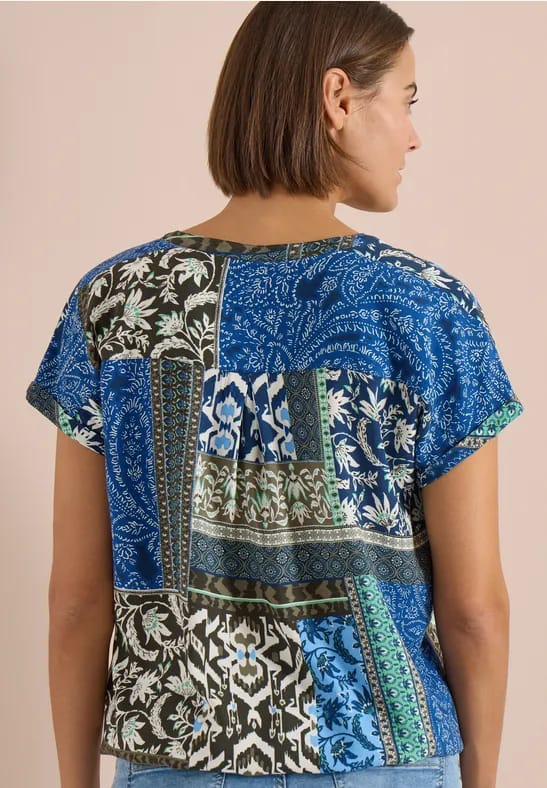 Blouse met korte mouwen en patchworkprint