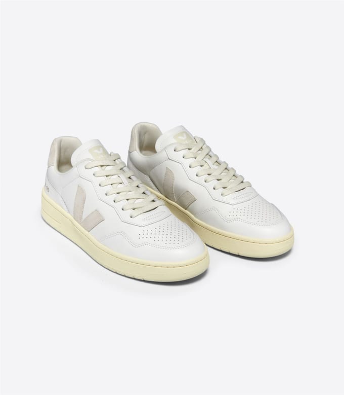Veja V-90 Sneakers - Leer - Dames - Wit - Maat 37