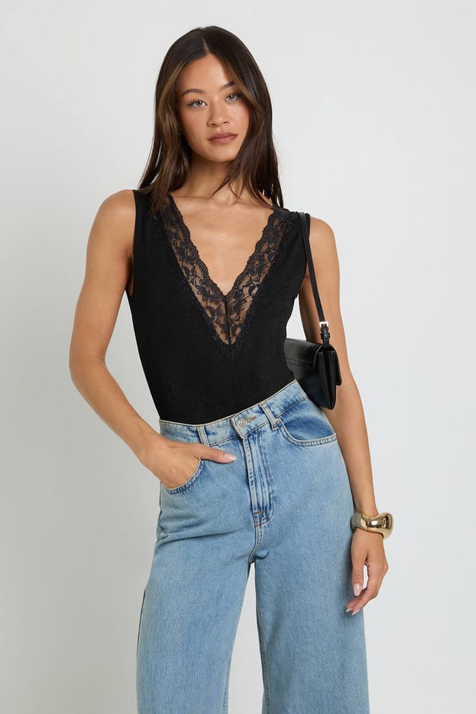 boohoo Dames Lang Kanten Bodysuit Met V-hals | Zwart | Maat: 38