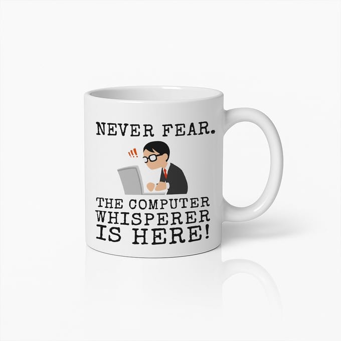 Nooit Bang, De Computerfluisteraar Is Hier 330ml Mok – Perfect Cadeau Voor IT Professionals & Techliefhebbers