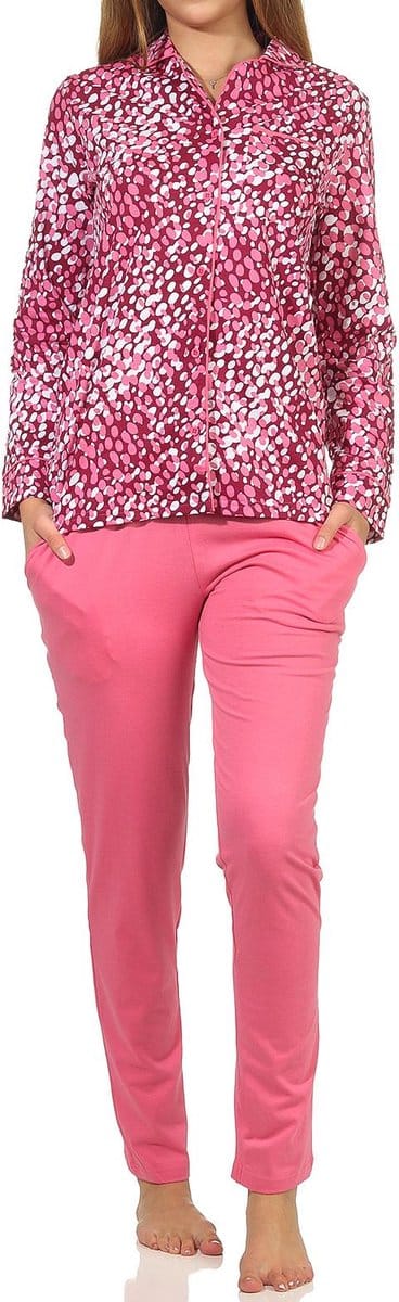 Elegante damespyjama met lange mouwen om door te knopen in polka dot look