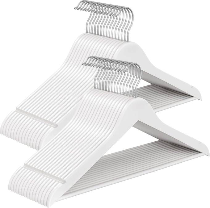 Famanu - Set van 30 slanke houten kledinghangers met inkepingen en broekstang – Wit