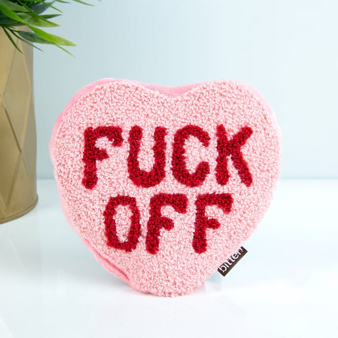 Bitten Fuck Off hart warmtekussen - Klein