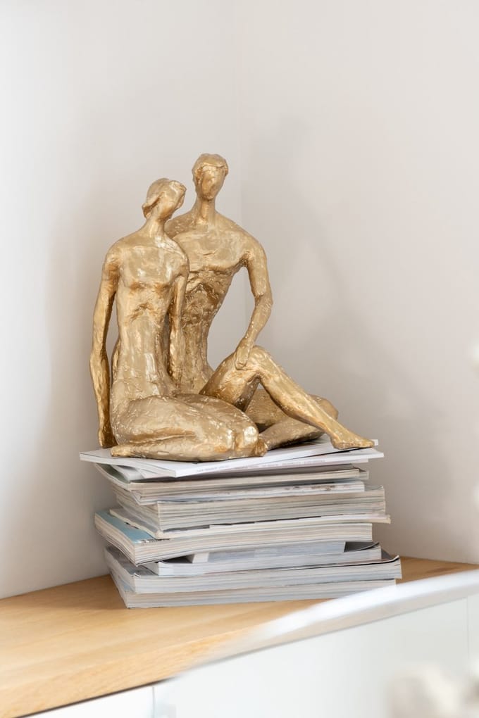 J-Line decoratie Koppel Zittend - polyresin - goud