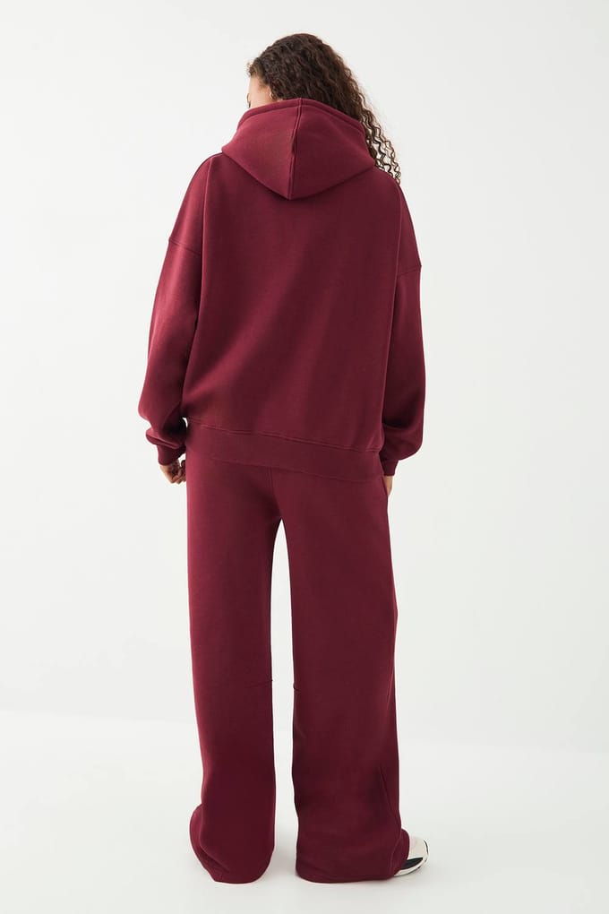 Dames DSGN Studio Sport Straight Leg Jogger | Bordeaux Rood | Maat: Medium