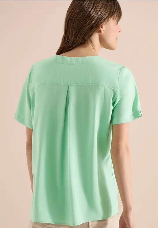 Blouse shirt met V-hals en knoop