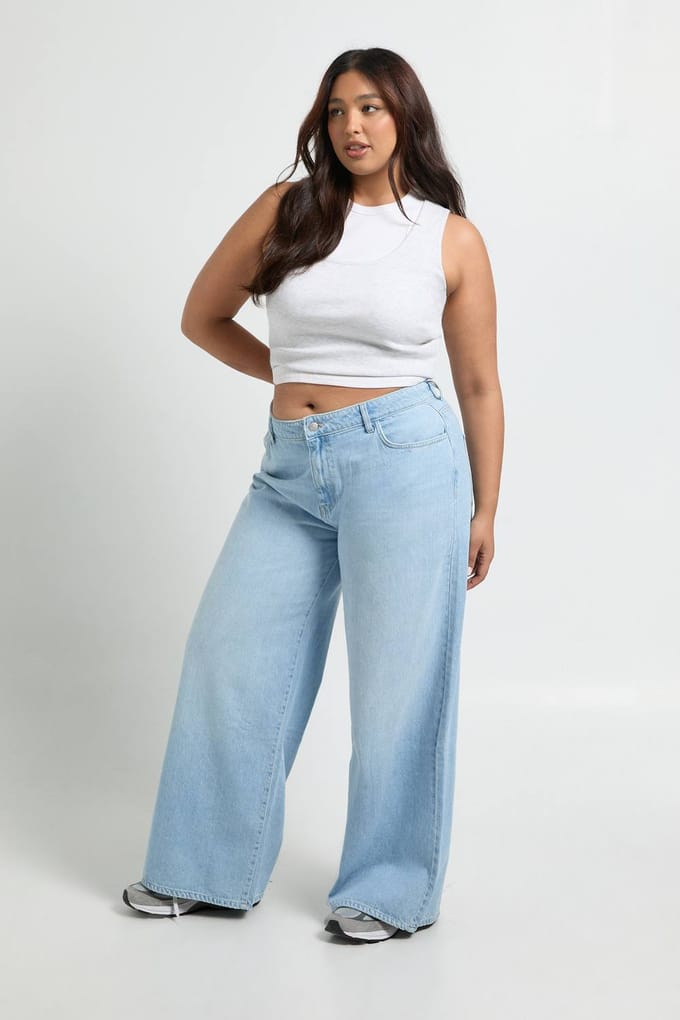 boohoo Dames Plus Basics Mid Waist Boyfriend Jeans | Gebleekt | Maat: 16/30L