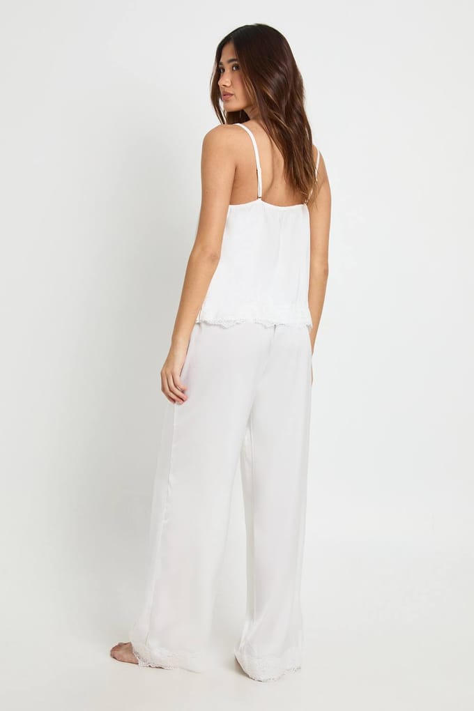 boohoo Dames Wimper Kant Trim Hemdtopje & Broek Pyjama Set | Wit | Maat: 44