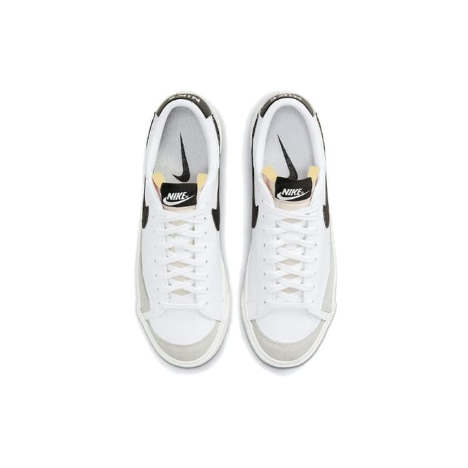 Nike Blazer Low 77 Wit Zwart Dames Sneakers Sail DC4769-102 36 white