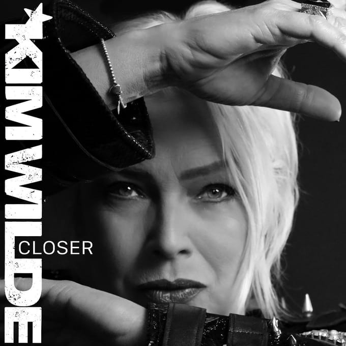 Closer (Deluxe Edition)