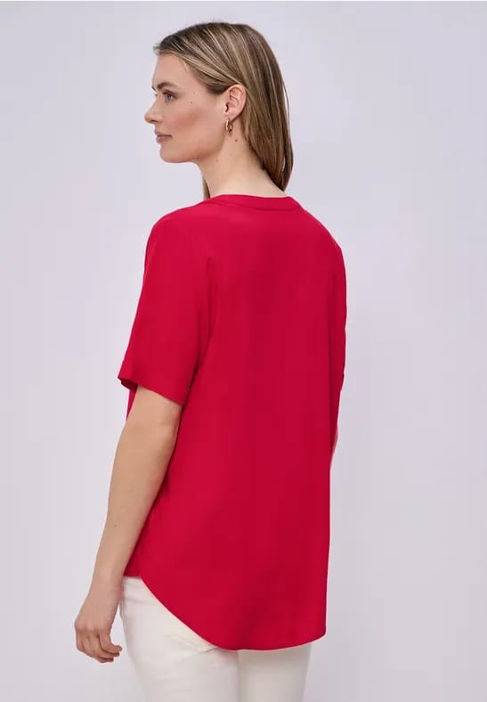 Blouse met korte mouwen en omslag