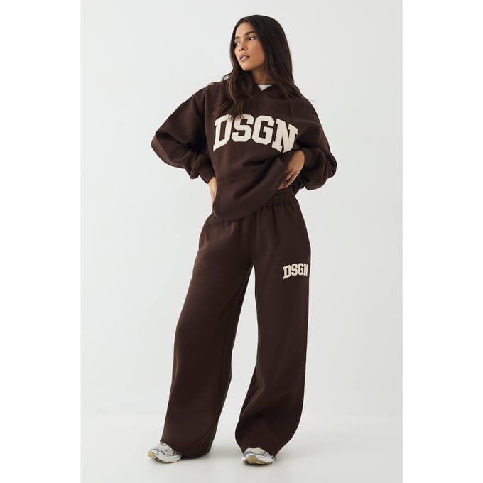 Dames DSGN Studio Cord Applique Rechte Pijp Jogger | Dark Chocolate | Maat: 3XL