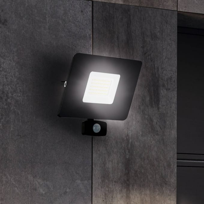 EGLO LED buitenspot Faedo 3 met sensor, zwart, 50W