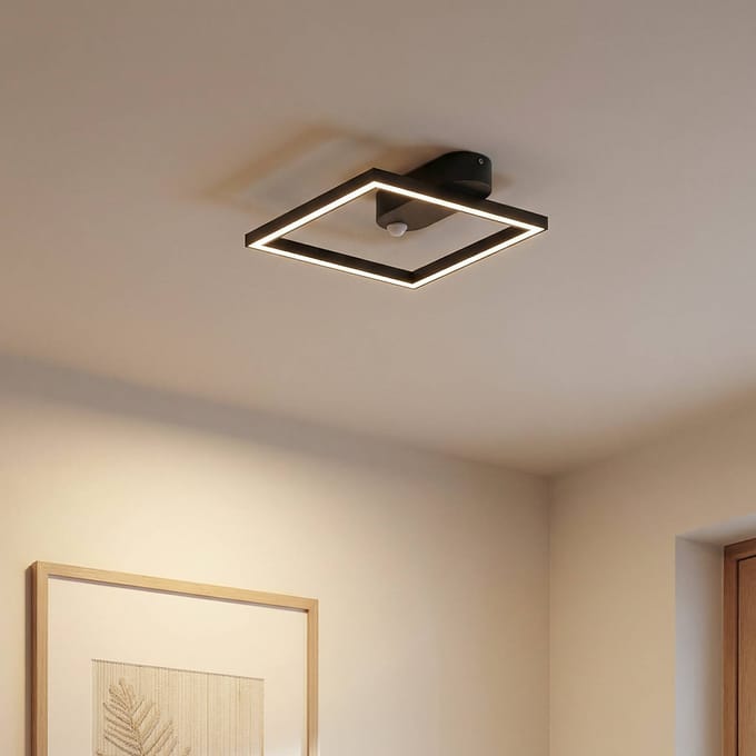 Lindby LED plafondlamp Yulla, 34 cm, zwart, sensor