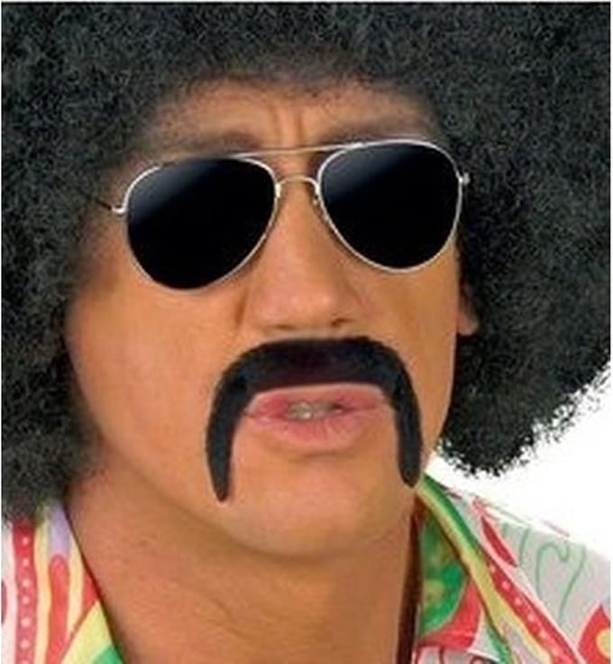 Zwarte snor billy