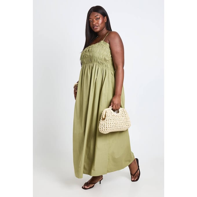 boohoo Dames Plus Katoenen Popeline Gesmockte Bandjes Maxi Jurk | Licht Kaki | Maat: 44