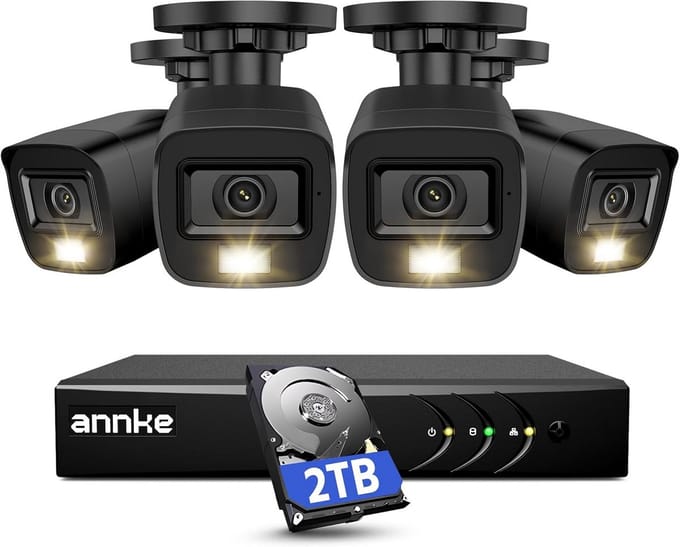 Complete 3K Beveiligingscamera Set met 4x 5MP Buiten Camera, 8 Kanaals DVR en 2TB Harde Schijf