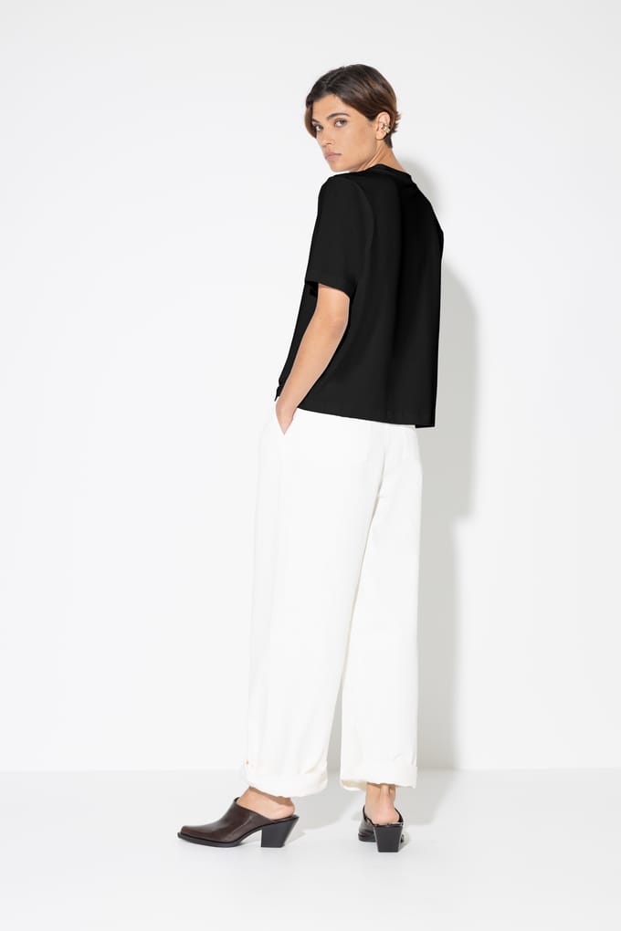 T-shirt Serie The Casual Zwart