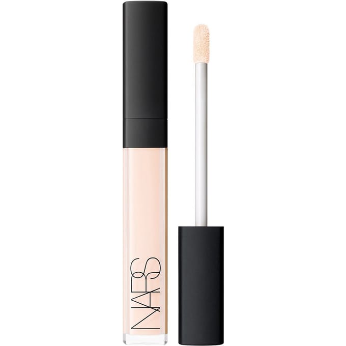 Radiant Creamy Concealer Affogato L1.25 6 ml – Concealer, Radiant Finish, For All Skin Types, Affogato, Mineral-Tone Balancing Powder, Suitable For Daily Makeup Routine