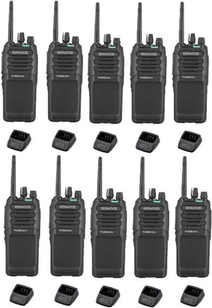 Set van 10 Kenwood TK-3701D IP55 Portofoon met tafellader