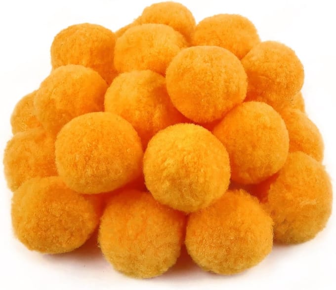 30 Stuks 5cm Grote Fluffy Pompoms Bollen in Goud voor DIY Knutselprojecten en Decoraties