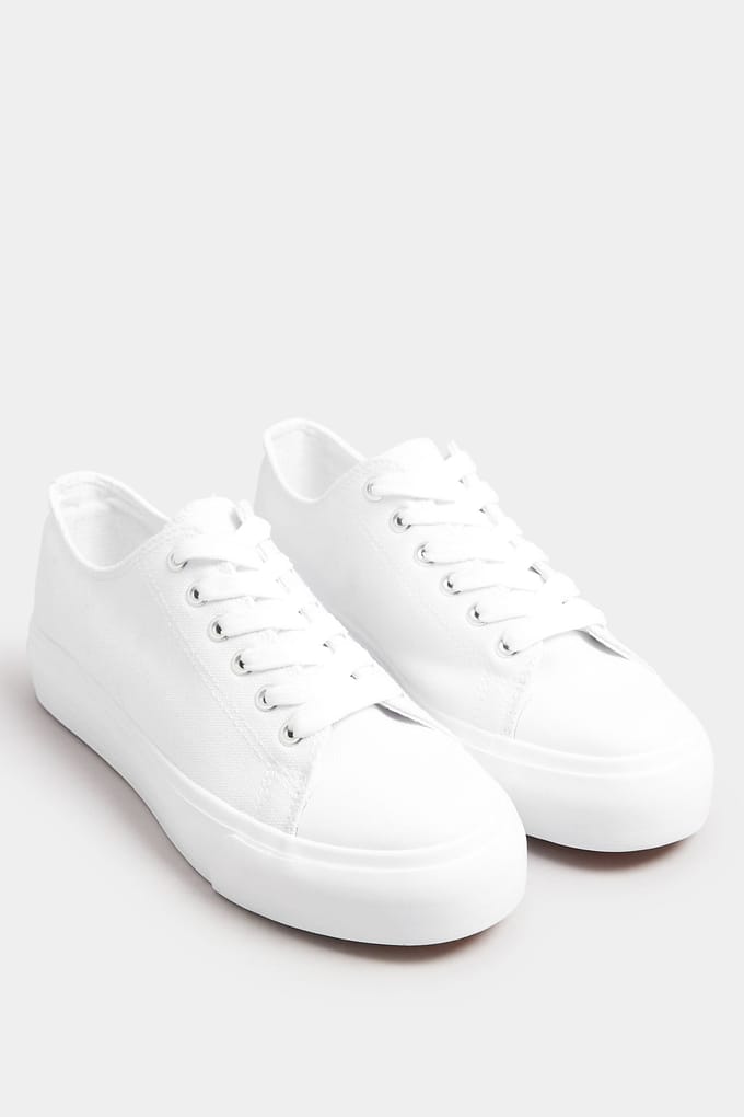 Yours Canvas Sneakers Met Vetersluiting In Een (Extra) Brede Pasvorm In Witsize 42E