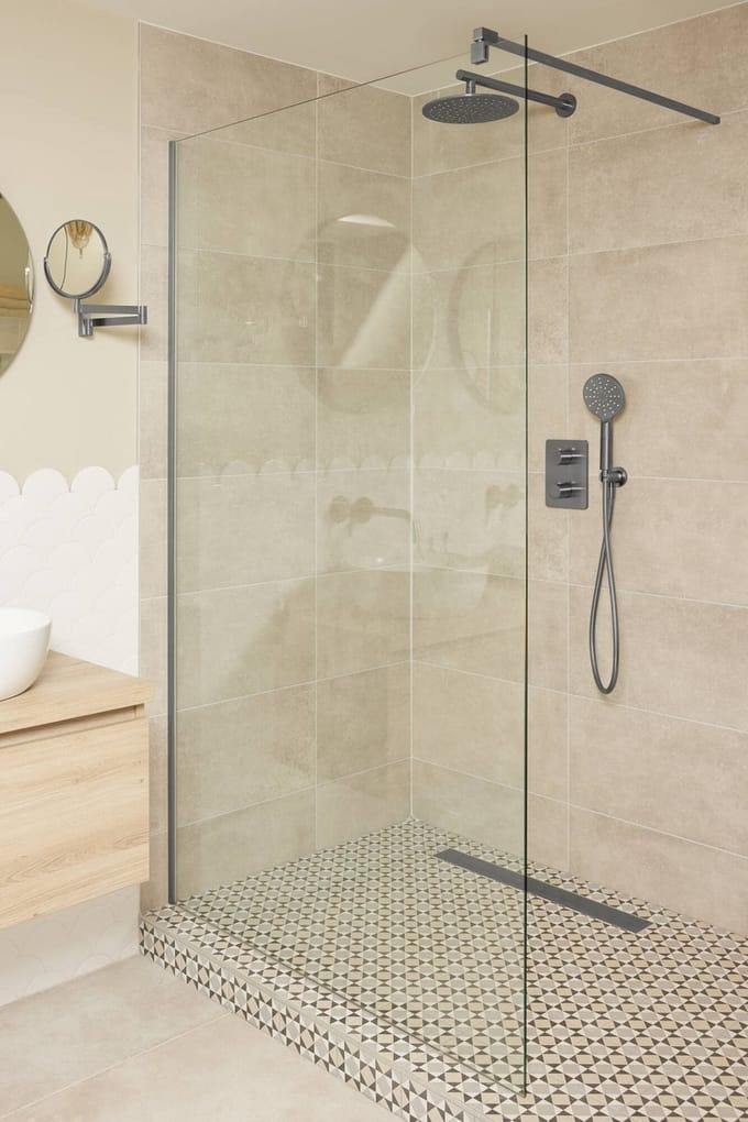 Ben Vivid Douchewand - 120x200 cm - Geborsteld Zwart Helder Glas - Inloopdouche