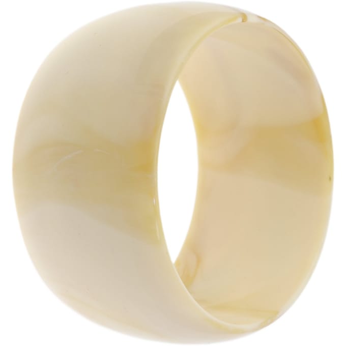 Behave - Armband - Crèmekleur bangle - Brede kunststof modeaccessoire