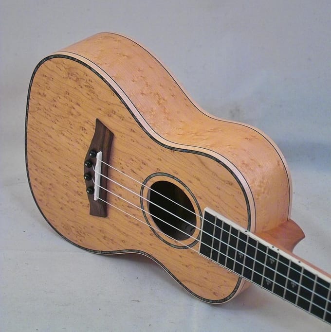 Kuani Birdseye Maple Concerto | Ukelele | Essenhout plywood