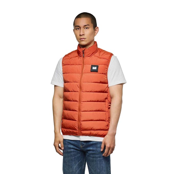 Weekend Offender Gewatteerd herenvest met Gacha-logo (Oranje)