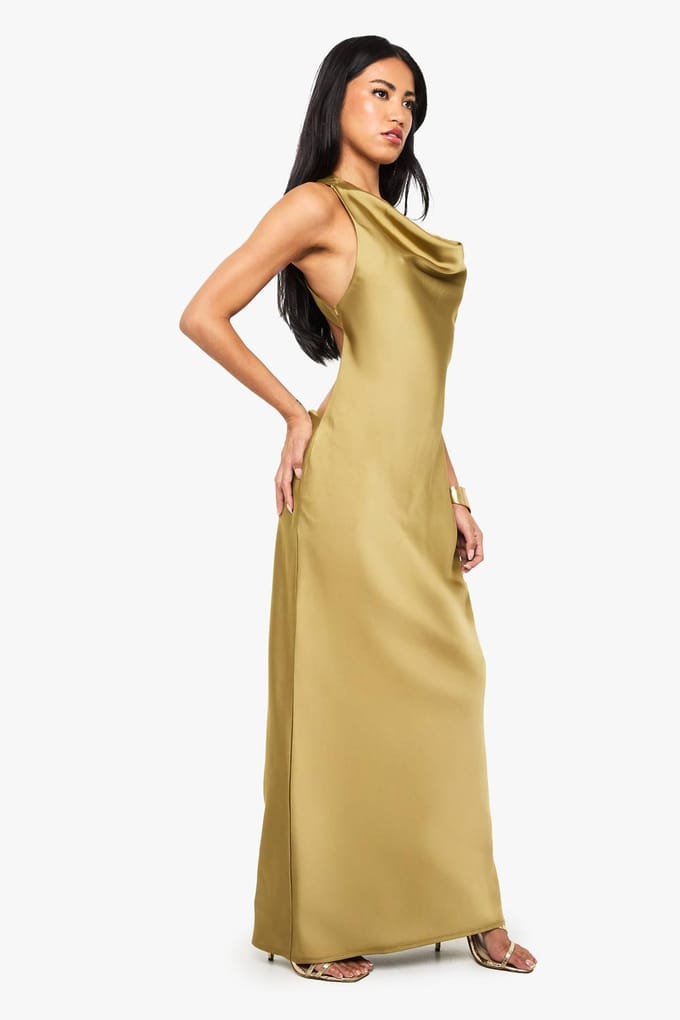 boohoo Dames Satijnen maxi-jurk met gedrapeerde rug | Olive | Maat: 10