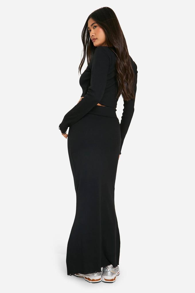 boohoo Dames Geribbelde maxi-rok met versleten zoom | Black | Maat: 10