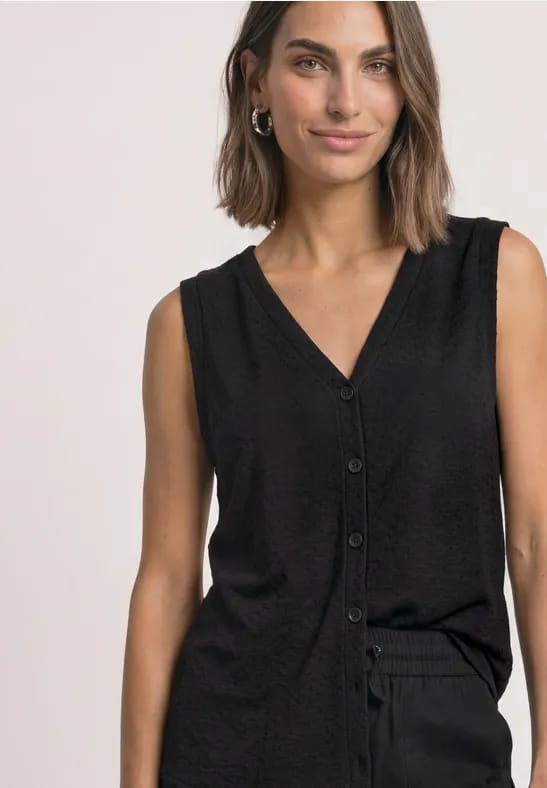 Top met V-hals en decoratieve knoopsluiting