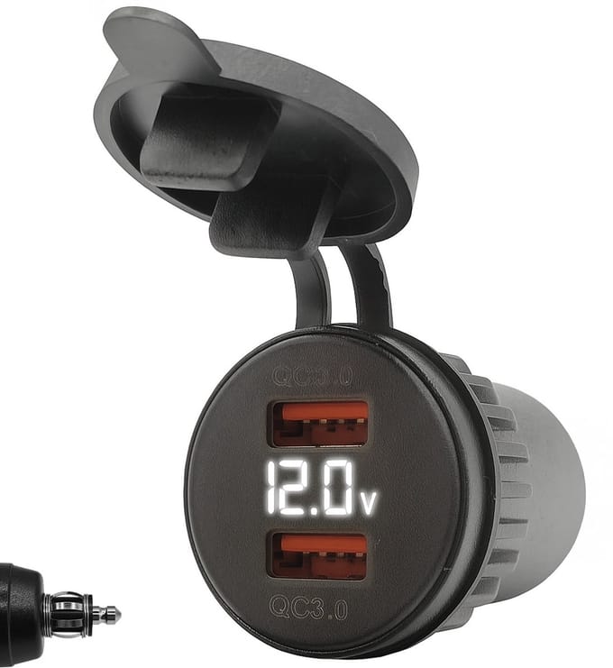 ProRide USB Lader Motor met Voltmeter - Din Hella - QC3.0 - 12V/24V - Motor USB lader 2 poorten