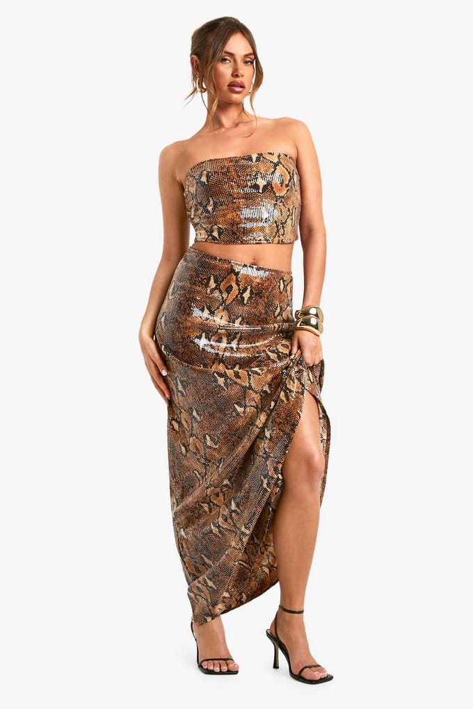 boohoo Dames Sequin Snake Longline Bandeau Top | Bruin | Maat: 36