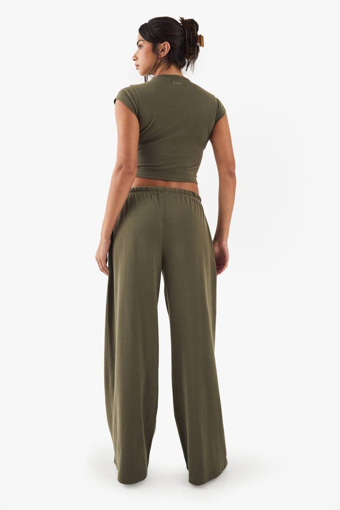 boohoo Dames DSGN Studio Geborduurde Rib Wide Leg Broek | Washed Khaki | Maat: 2XL