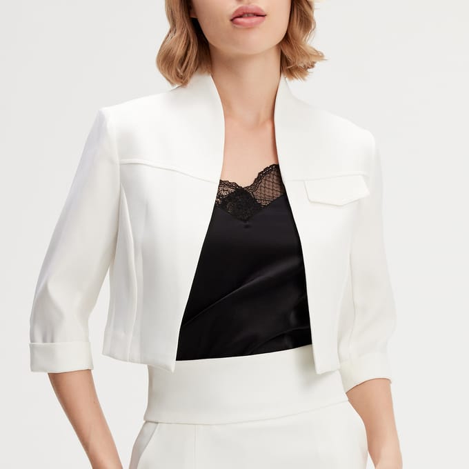 Minimalistische cropjackeet