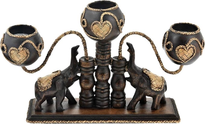 Handgesneden houten tealight houder met olifanten en hart