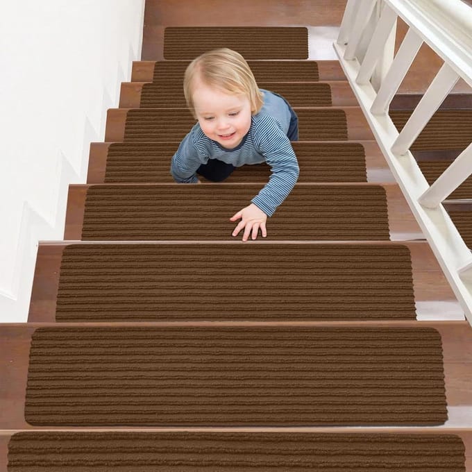 Trapmatten - Antislip matten - Veiligheid verhogen - Zelfklevend herbruikbaar - 15 stuks 55x22cm - Bruin