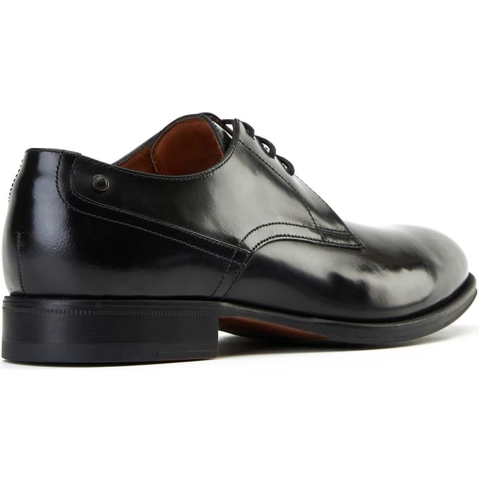 Base London Edison Leren Herenschoenen Met Zwarte Veters.