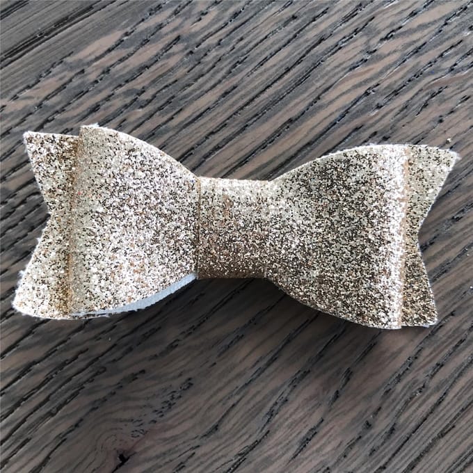 Haarclip Glitter Strik Medium Goud