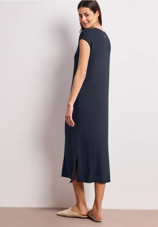Midi-jurk met V-hals in een gebreide look