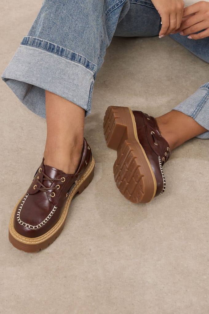 Yours Bruine, Dikke Veterbootschoenen Met Extra Brede Eeepasvormsize 38EEE