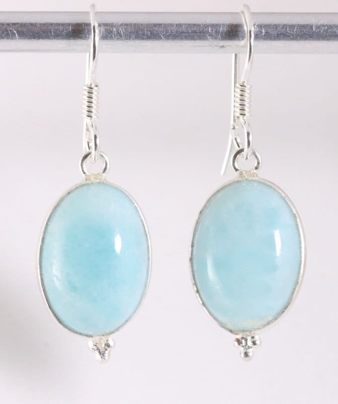 Zilveren oorbellen met larimar