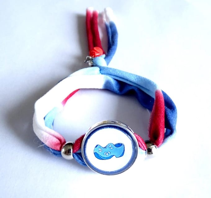 2 Love It Holland - Armband - rood wit blauw - elastisch - gerecycled textiel - verstelbaar