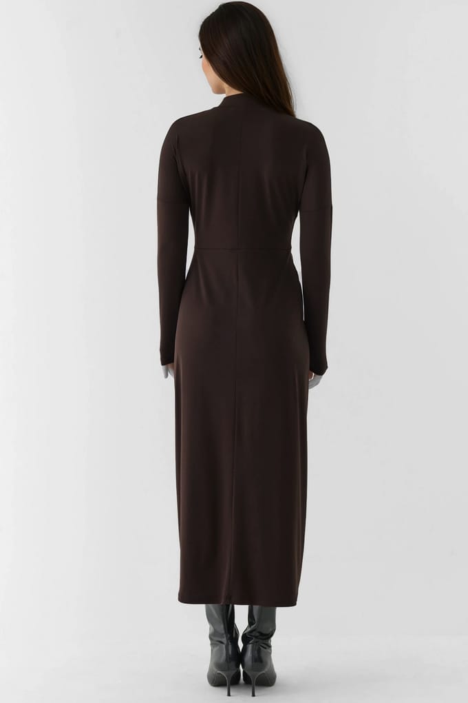Sandy Stretch Jurk met Accessoire Detail